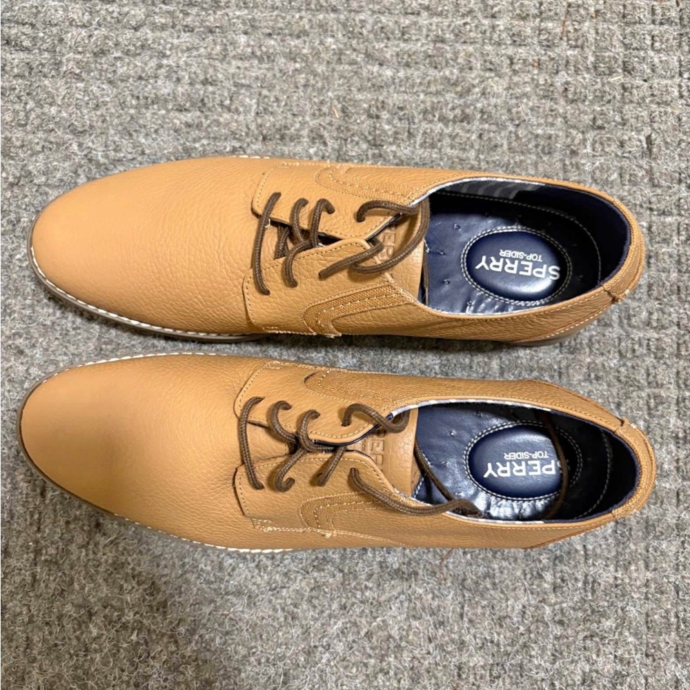 Sperry Men’s Wheat Leather Derby Lace-Up Shoes